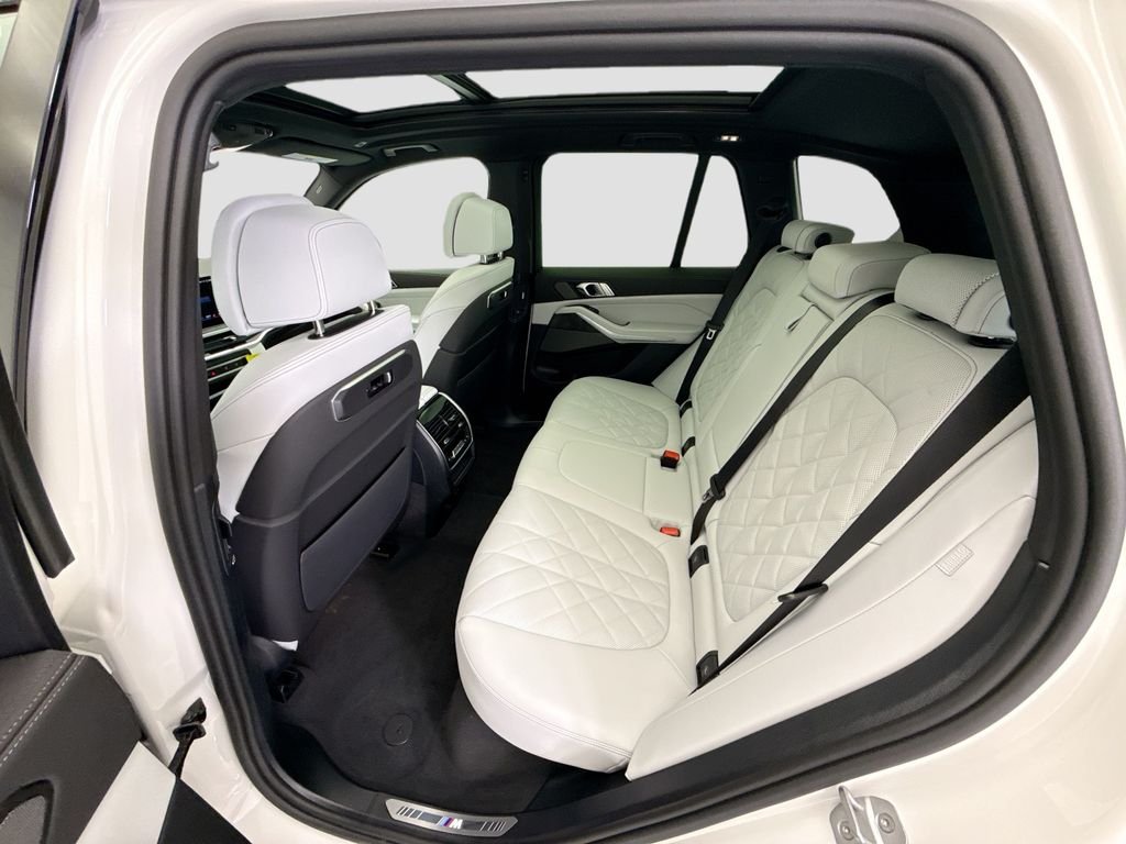 New 2026 Alpine White BMW sDrive40i image 20