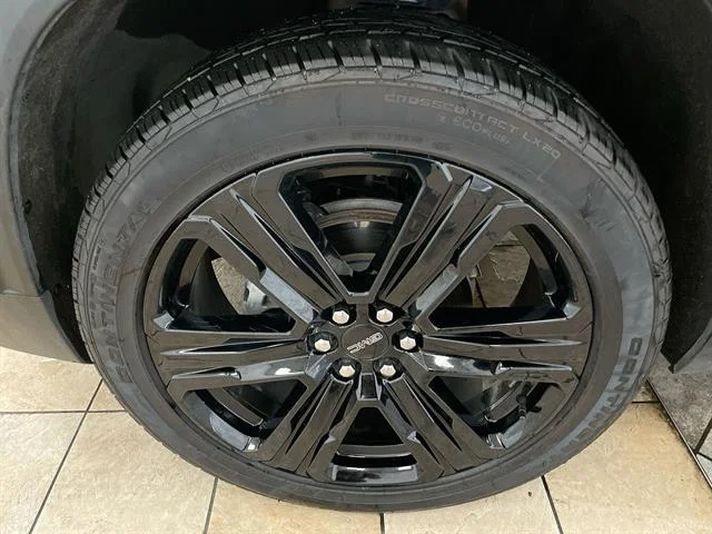 Used 2026 Volcanic Red Tintcoat GMC Elevation image 33