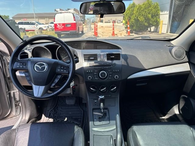 Used 2012 Liquid Silver Metallic Mazda i Grand Touring image 9