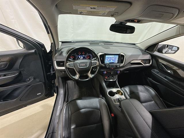 Used 2019 Ebony Twilight Metallic GMC Denali image 20