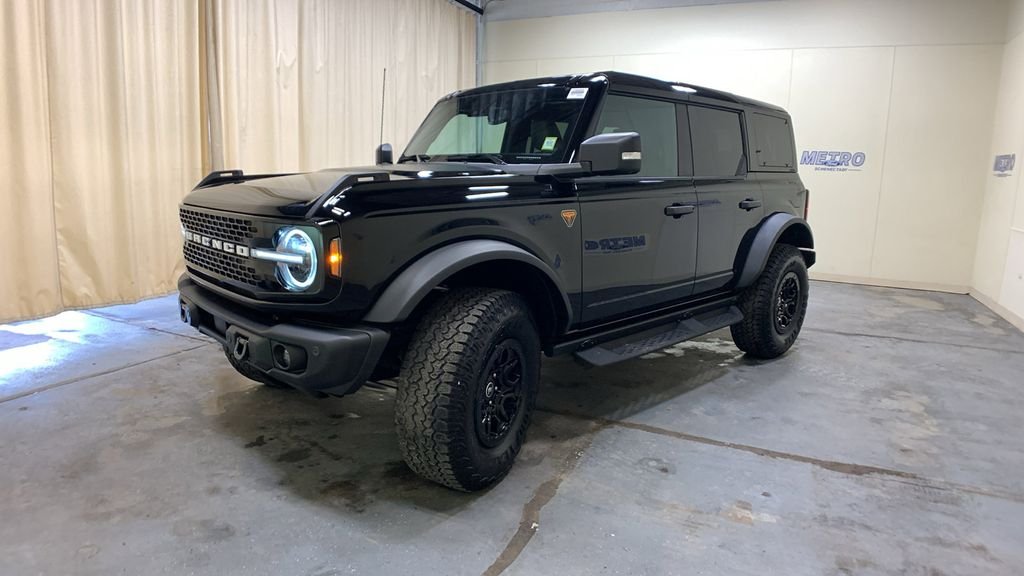 Used 2025 Black Ford Badlands image 7