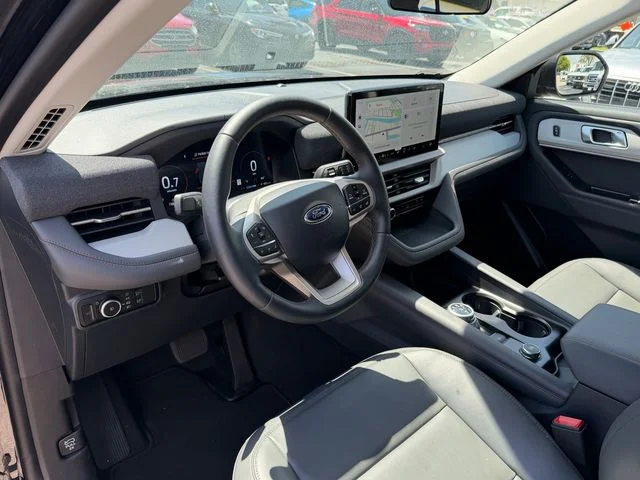 New 2026 Agate Black Metallic Ford Active image 5