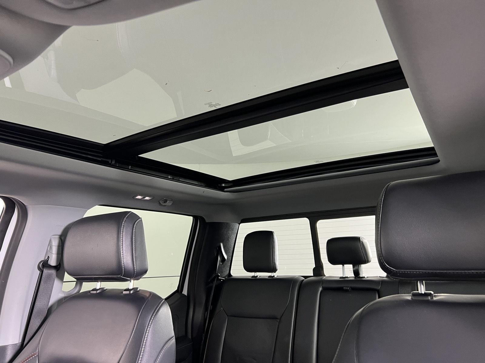 Used 2024 Oxford White Ford Lariat image 4