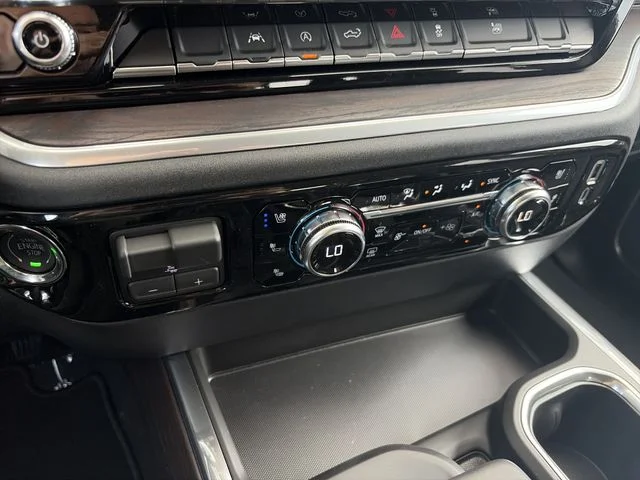 New 2026 White GMC SLT image 21