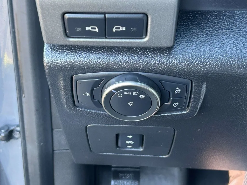 Used 2018 Gray Ford Raptor image 24