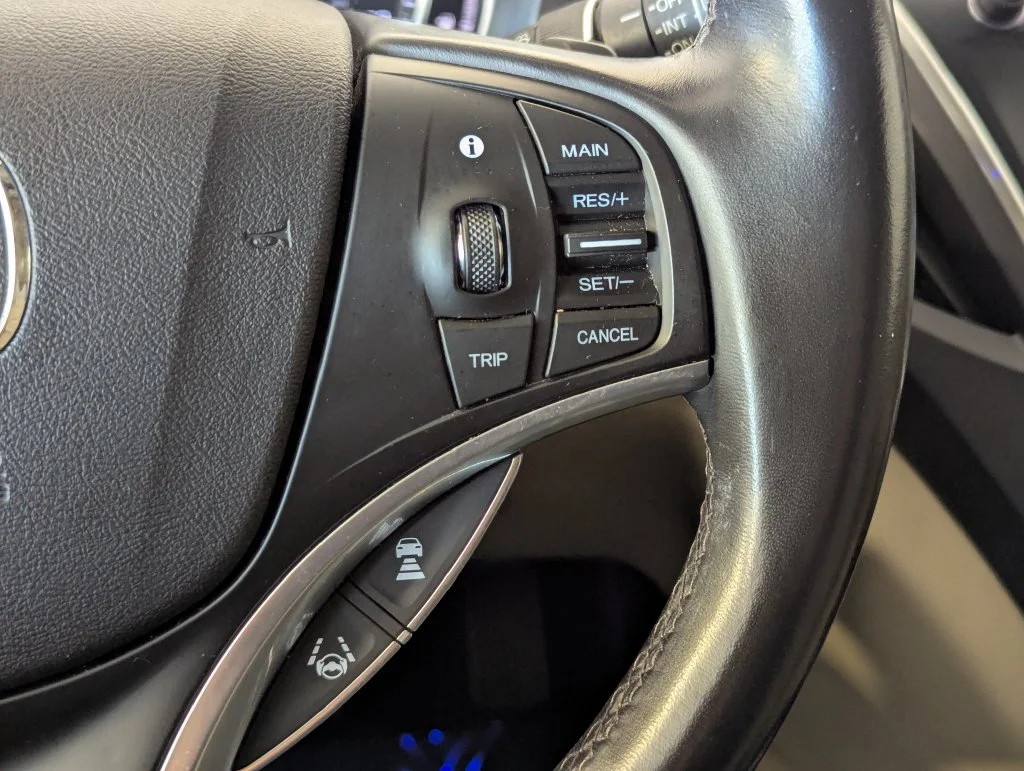 Certified Used 2018 White Acura 3.5L image 84