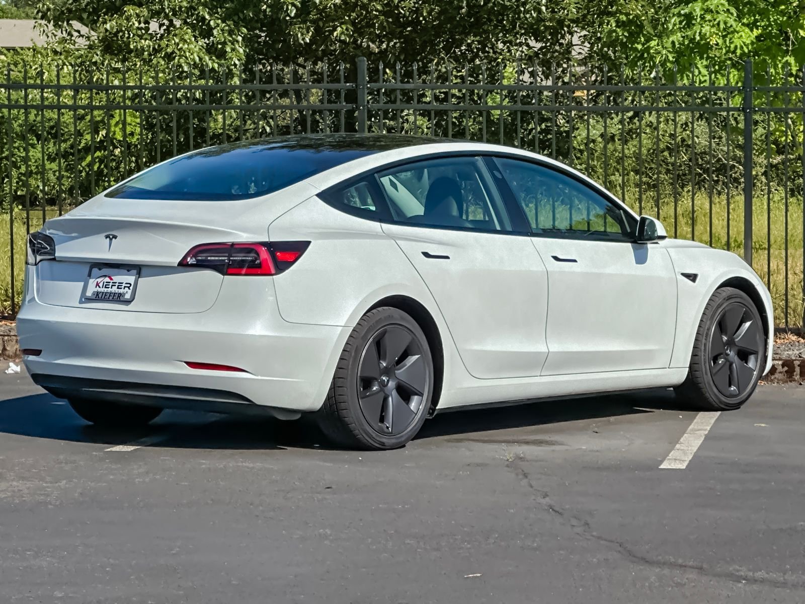 Used 2023 White Tesla Base image 3