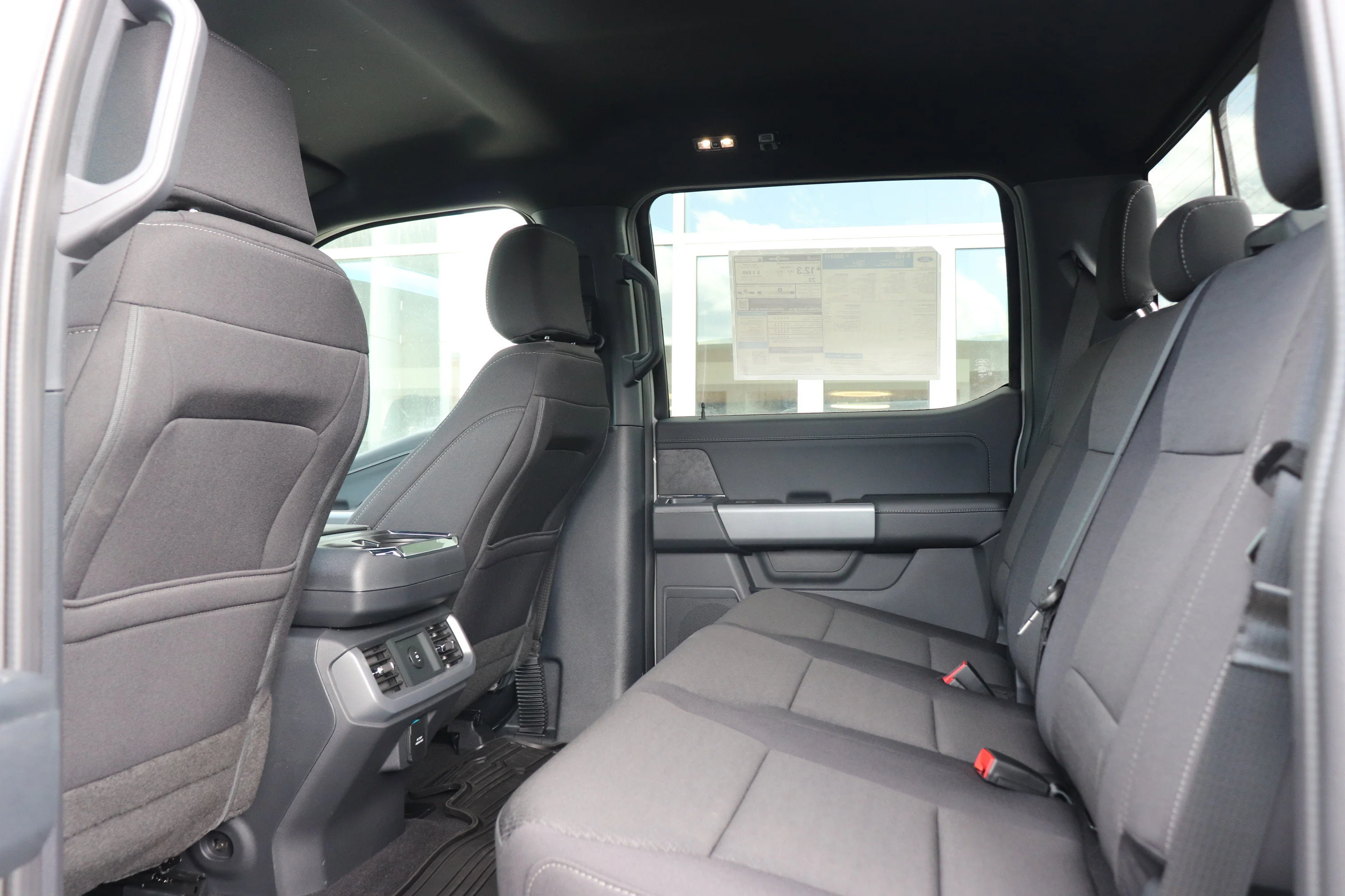 New 2026 AVALANCHE Ford XLT image 7