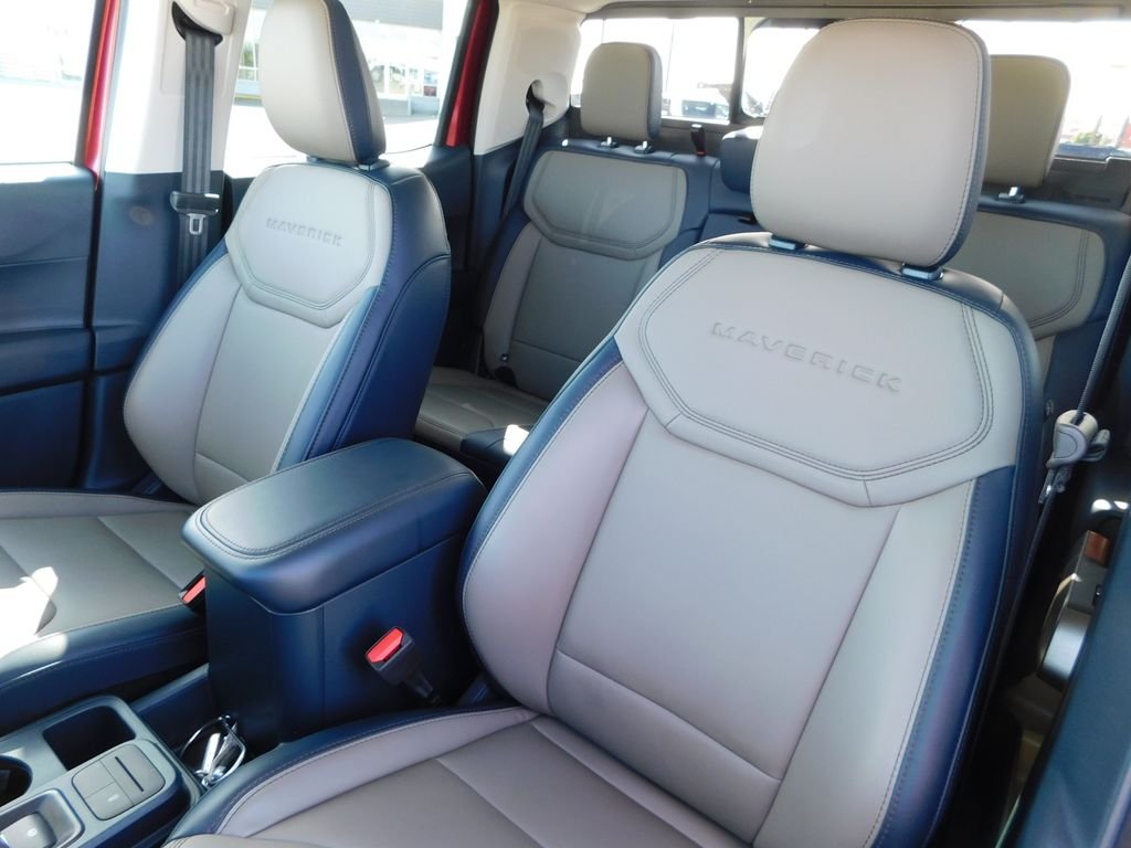 Used 2026 Red Ford Lariat image 21