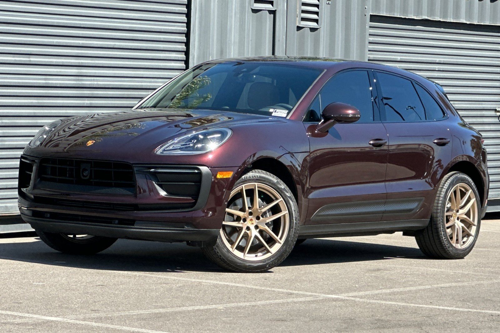 2023 Porsche Macan Base