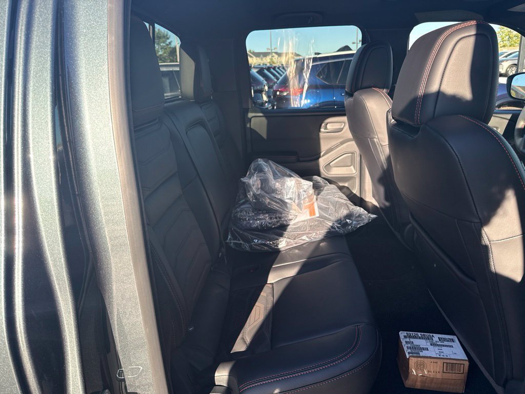 New 2027 Alpine Metallic Nissan Crew Cab PRO-4X® image 17
