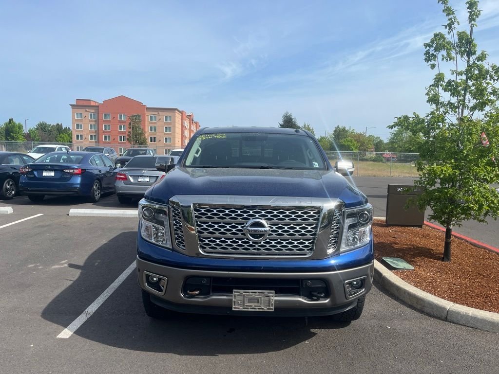 2018 Nissan Titan Platinum Reserve 4X4 Crew Cab's photo