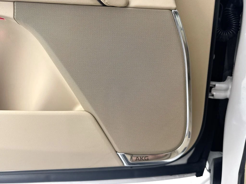 Used 2024 White Cadillac Premium image 18