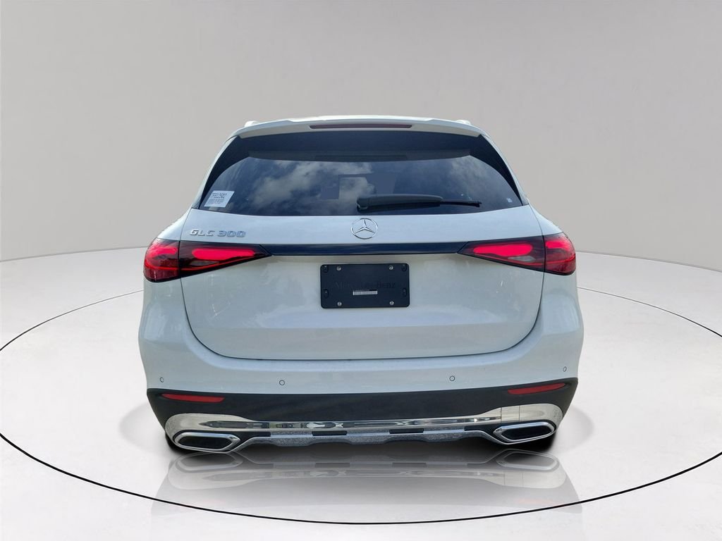New 2026 White Mercedes-Benz GLC 300 image 5
