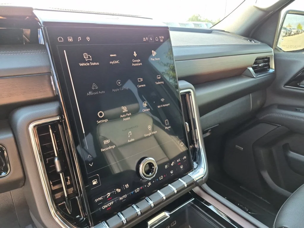 New 2026 Glacier White Tricoat GMC Denali image 22