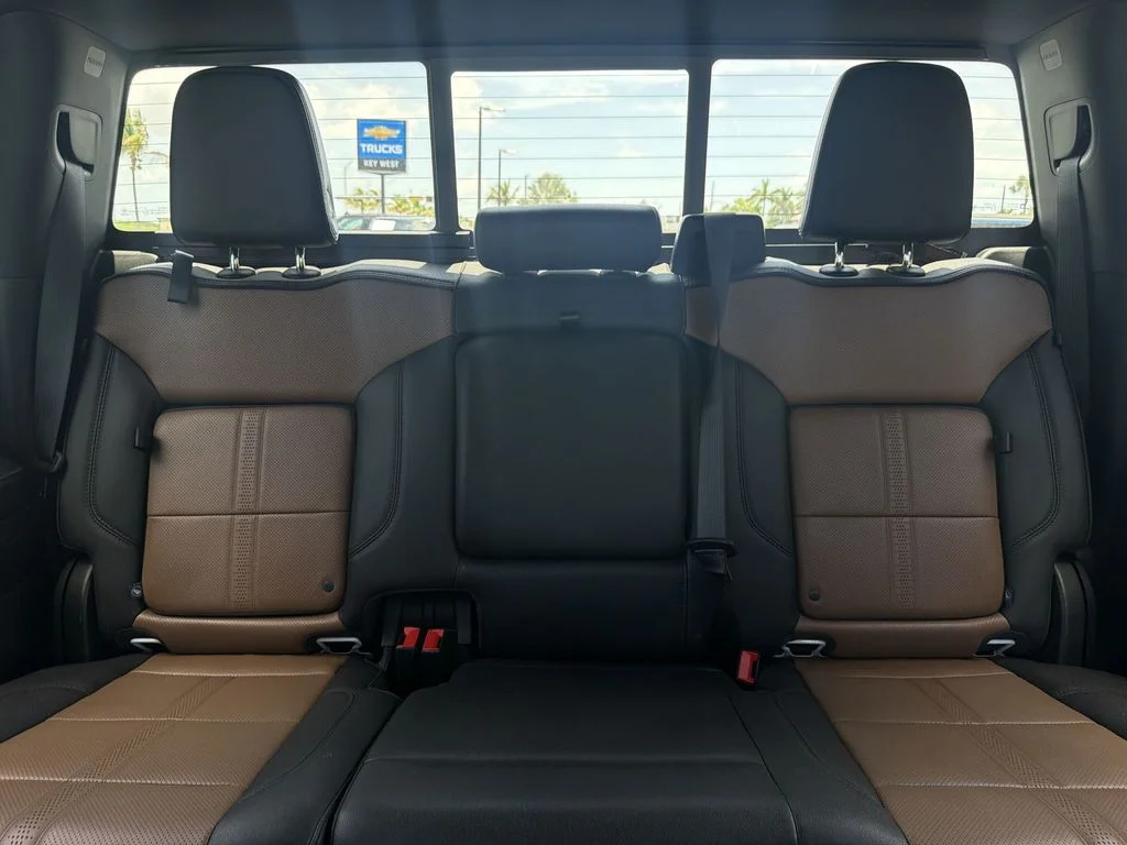 Used 2024 Beige Chevrolet High Country image 13
