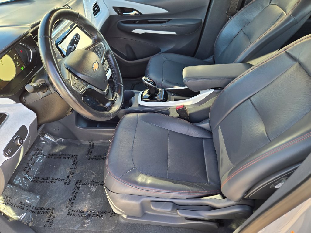 Used 2020 Gray Chevrolet Premier image 11