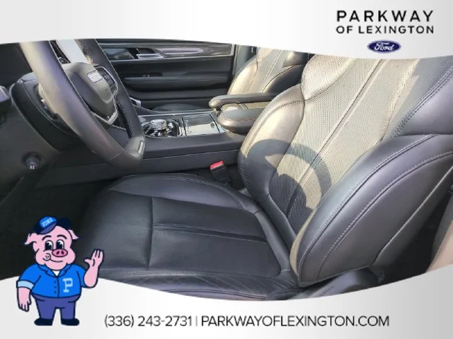 Used 2022 White Jeep Series II image 15