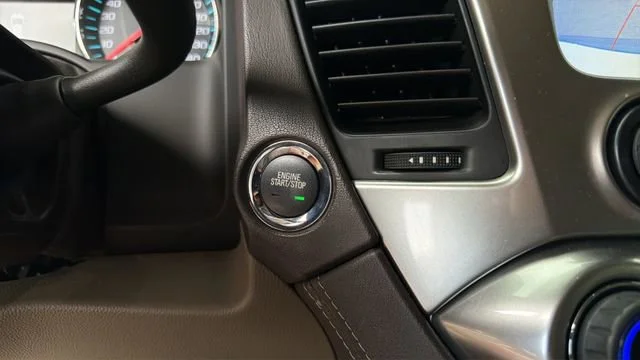Used 2019 SUMMIT WHITE Chevrolet Premier image 29