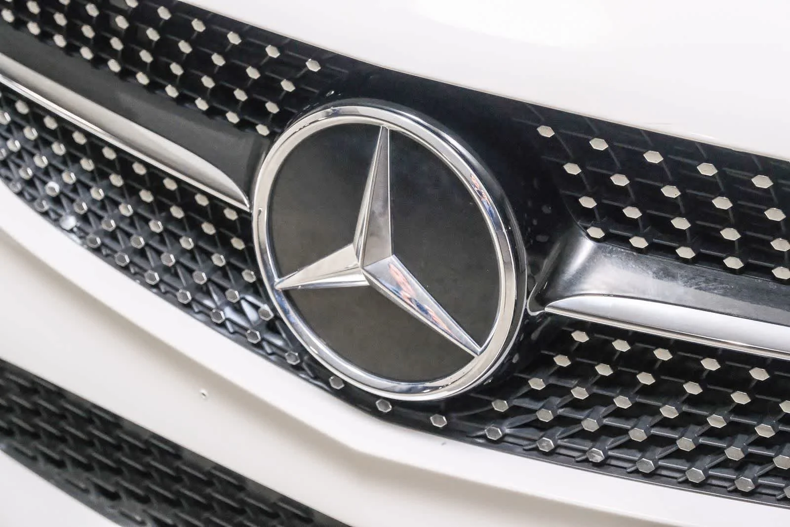 Certified Used 2023 Polar White Mercedes-Benz C 300 image 14