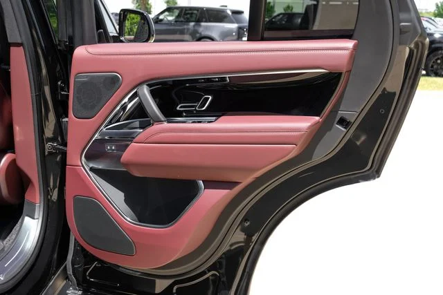 New 2026 Black Land Rover SE image 56