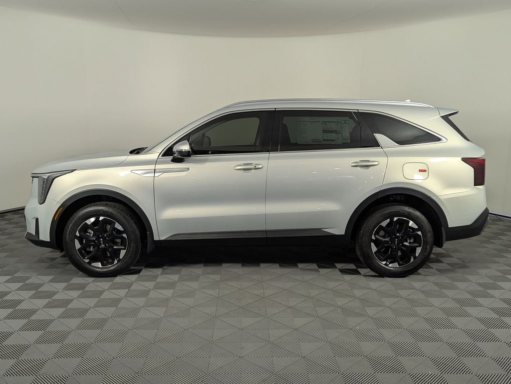 New 2026 Ivory Silver Kia S image 4