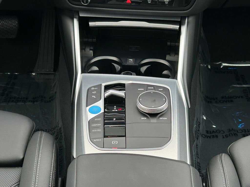 Certified Used 2023 Alpine White BMW eDrive35 image 27