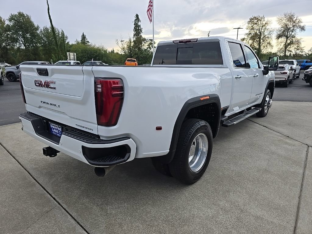 2025 GMC Sierra 3500HD Denali - Photo 6