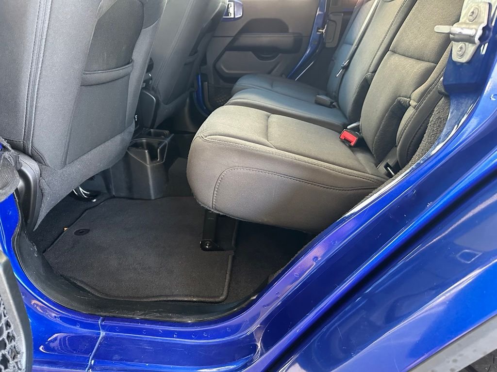 Used 2020 Blue Jeep Unlimited Sahara image 29