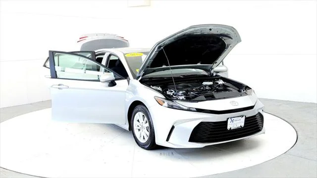 Certified Used 2025 CELESTIAL SILVER Toyota  image 9