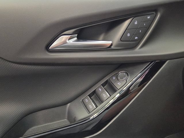 2027 Chevrolet Equinox RS - Photo 31