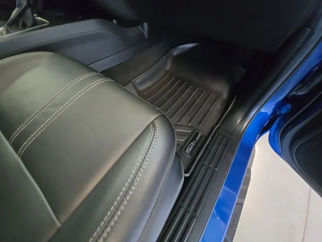 Used 2020 Lightning Blue Metallic Ford Lariat image 30