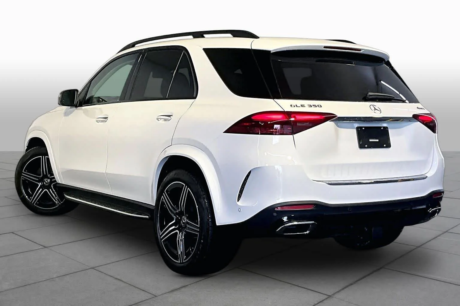 New 2026 Polar White Mercedes-Benz GLE 350 image 3