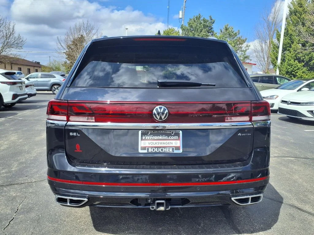 Certified Used 2024 Deep Black Pearl Volkswagen 2.0T SEL Premium R-Line image 3