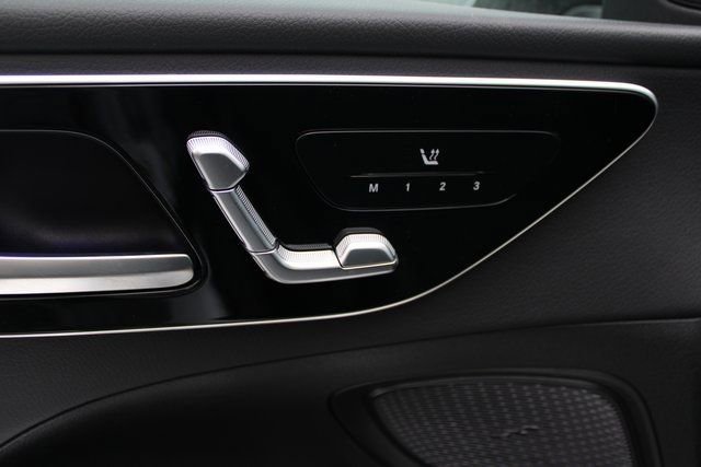 New 2025 Cirrus Silver Metallic Mercedes-Benz C 300 image 44