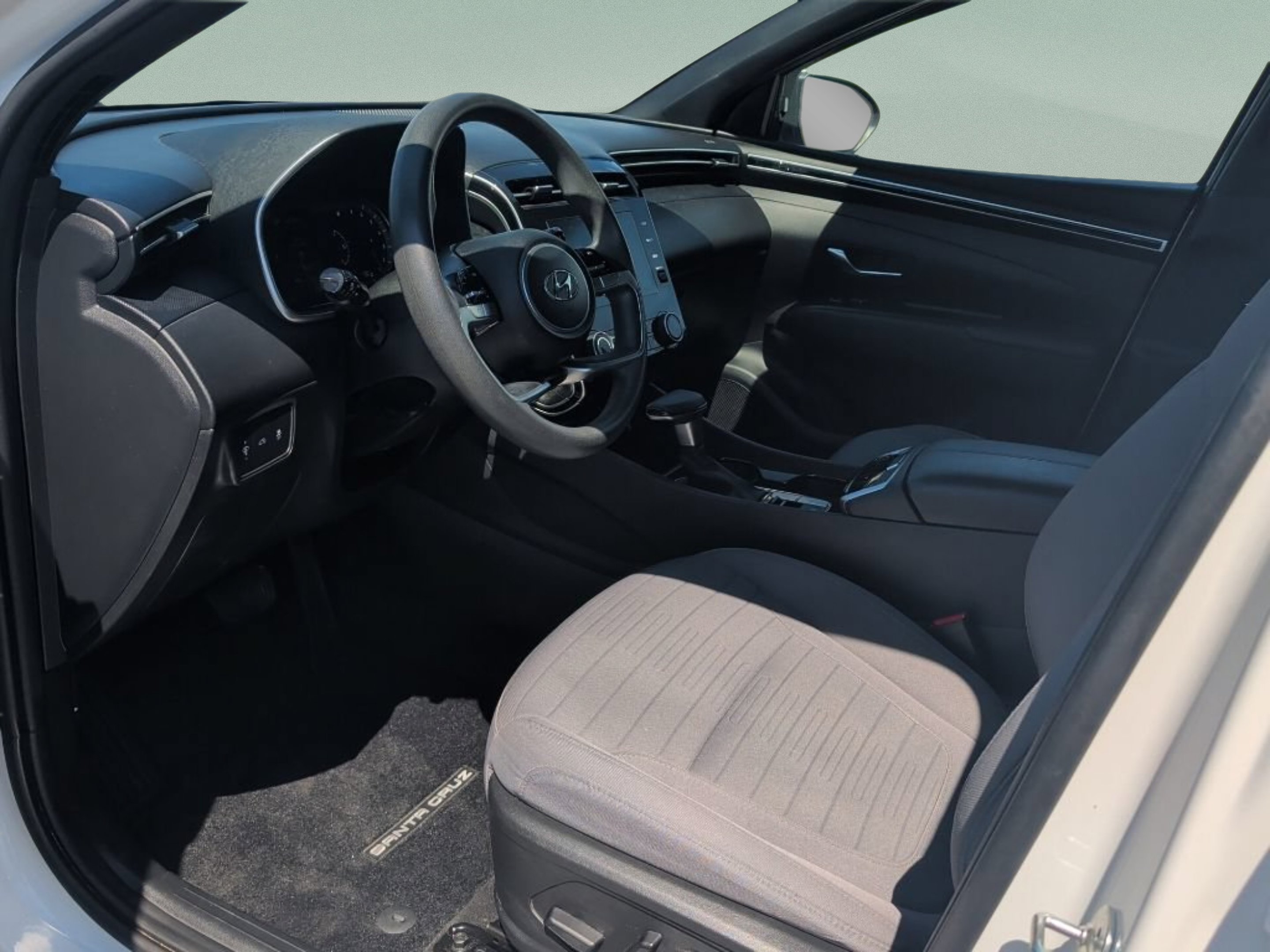 Used 2023 Atlas White Hyundai SEL image 32