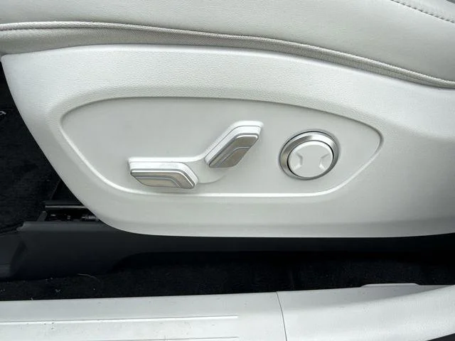 2026 Hyundai IONIQ 9 SEL - Photo 12