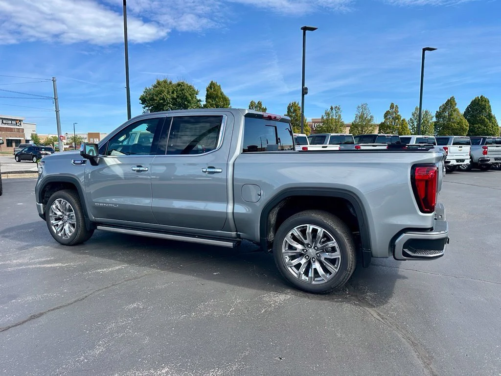 2026 GMC Sierra 1500 Denali - Photo 7