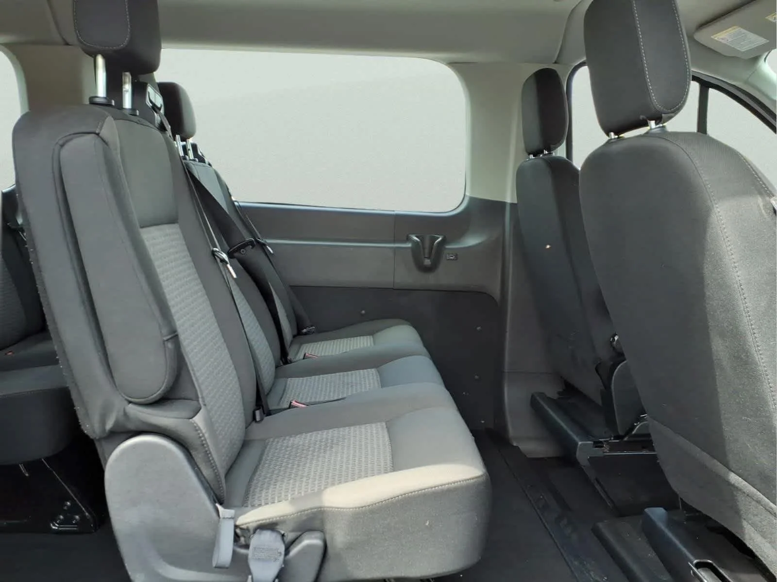 Used 2025 Oxford White Ford XLT image 28