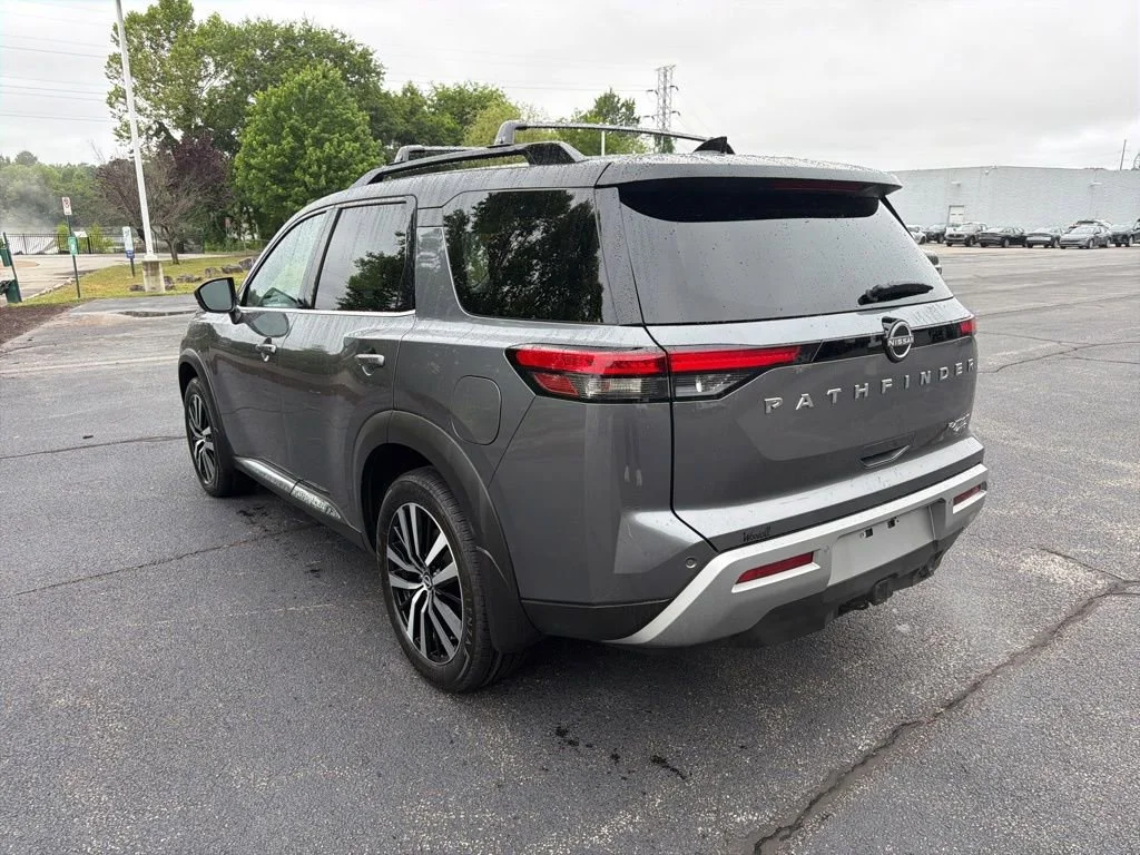 Used 2024 Gun Metallic Nissan Platinum image 3
