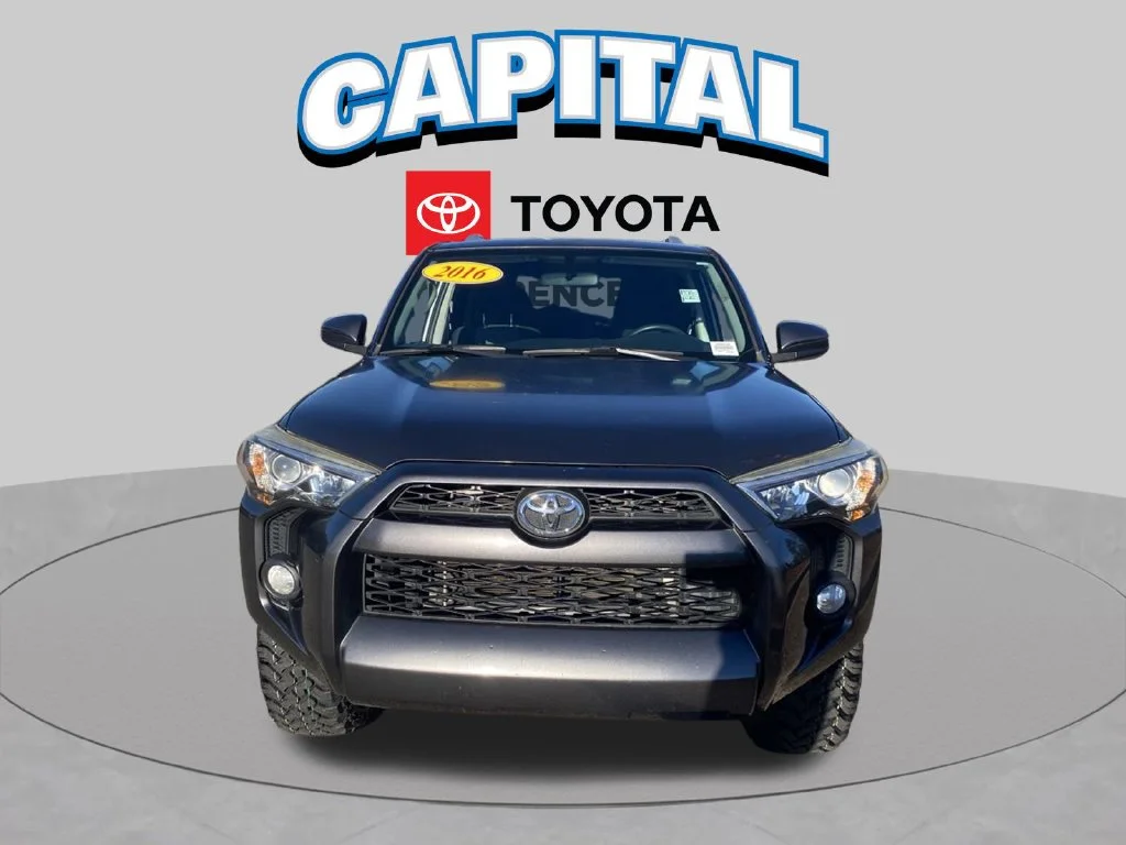 Used 2016 Gray Toyota SR5 image 17