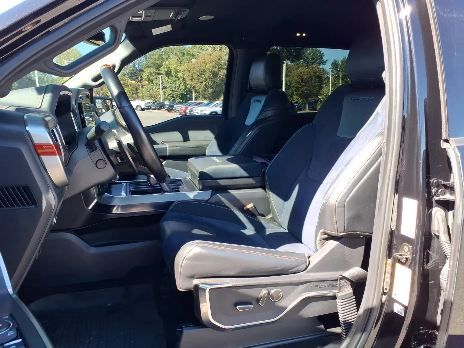 Used 2022 Agate Black Metallic Ford Raptor image 19