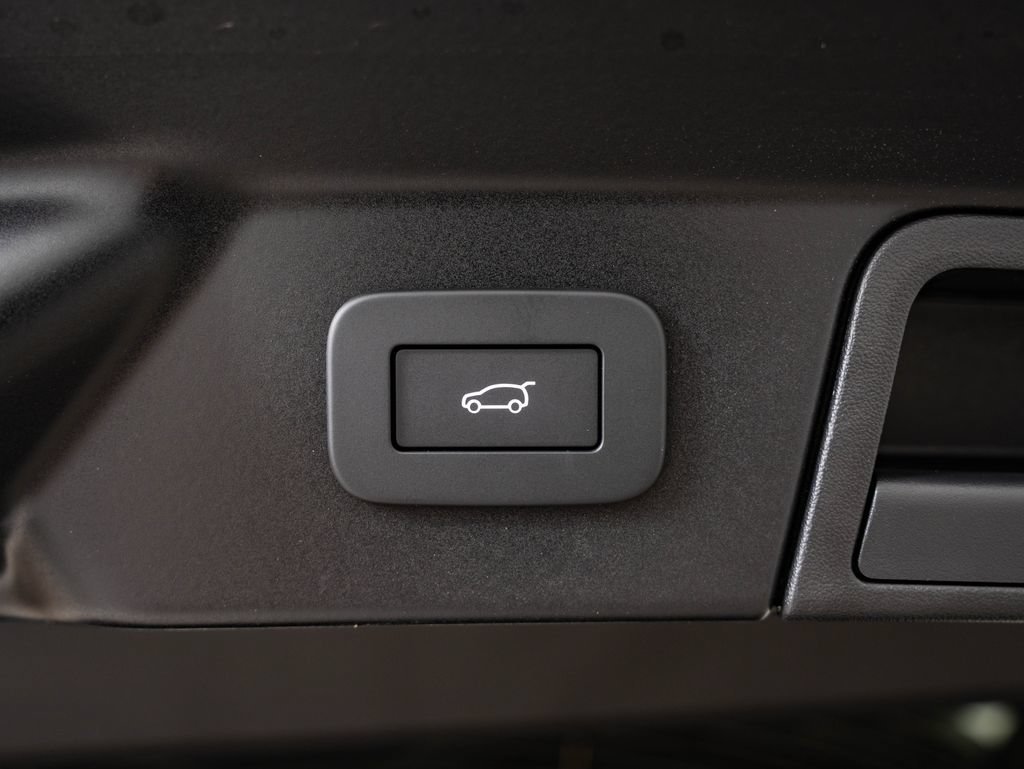 New 2026 Arroios Grey Land Rover S image 21
