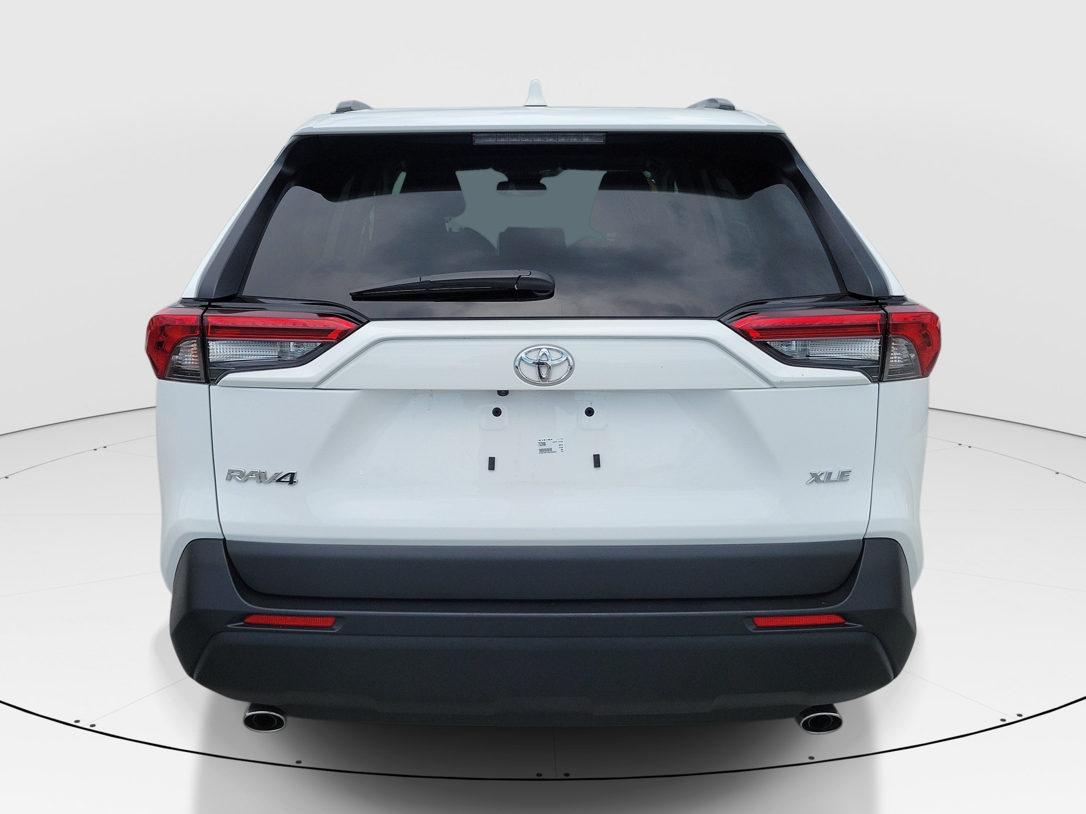 Used 2025 Ice Toyota XLE image 5