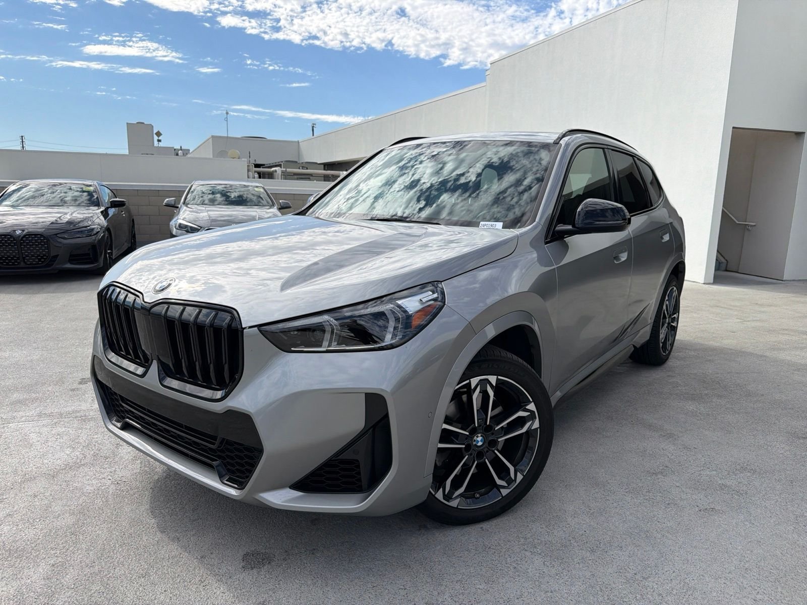 Certified Used 2023 Space Silver Metallic BMW xDrive28i image 3