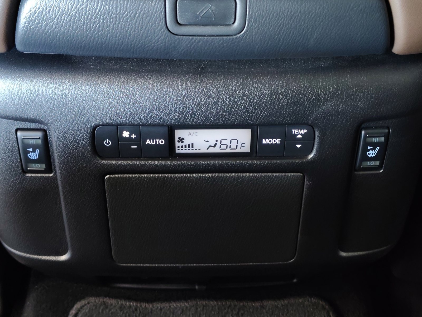 Used 2024 Coulis Red Pearl Nissan Platinum image 36