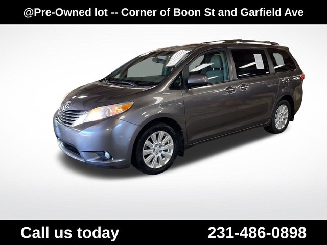 2017 Toyota Sienna XLE