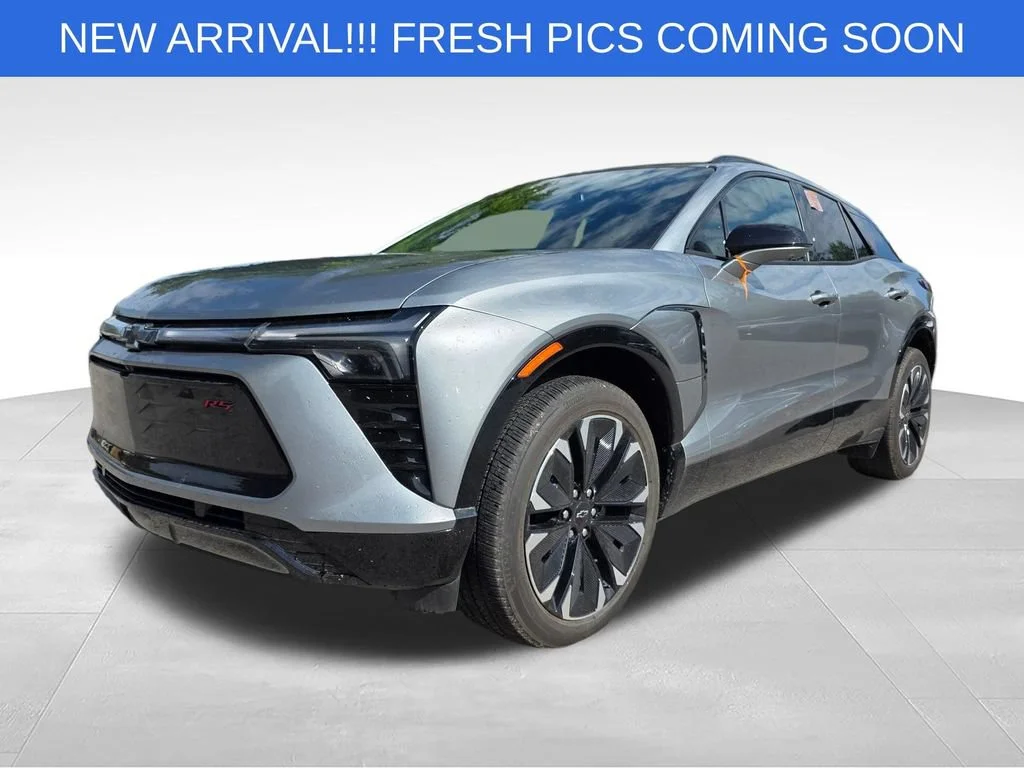 Used 2025 Chevrolet Blazer EV RS with VIN 3GNKDJRJ3SS106251 for sale in Mount Pleasant, SC