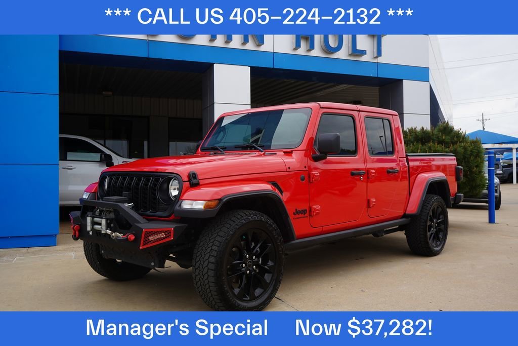 2025 Jeep Gladiator Nighthawk Auto's photo