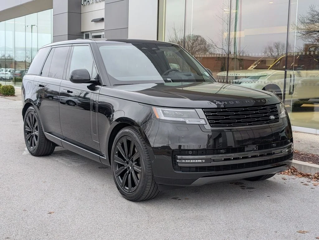 New 2026 Santorini Black Land Rover SE image 6